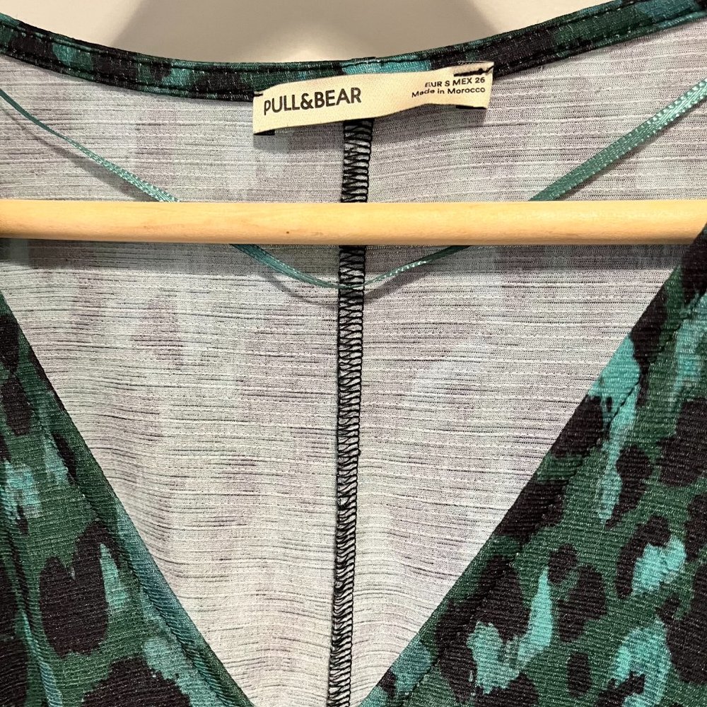 Pull&Bear Gorgeous green leopard like print maxi dress with slit - Picture 5 of 7